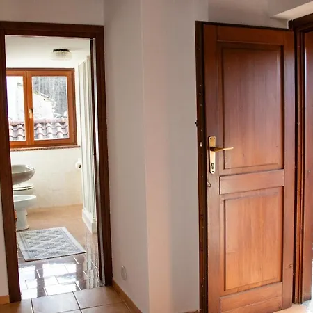 بيت للعطل The House In Verzimo فارالو