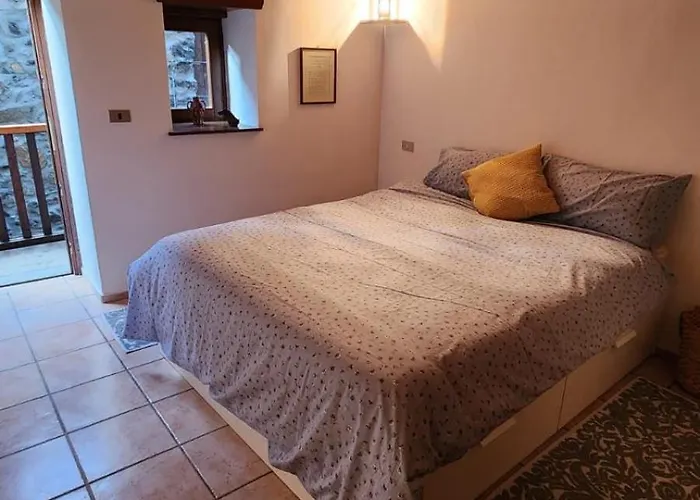 The House In Verzimo בית נופש ואראלו