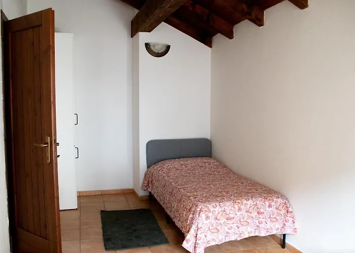 The House In Verzimo * ואראלו